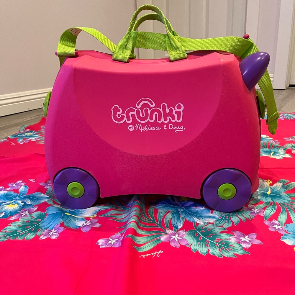 🌺 TRUNKI Trixie Pink by Melissa & Doug EUC